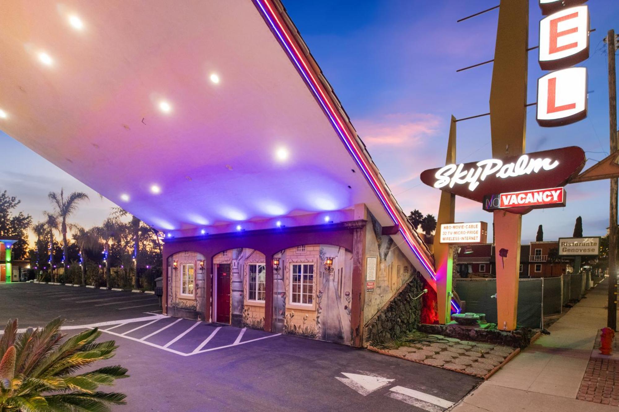Sky Palm Motel - Orange Exterior foto